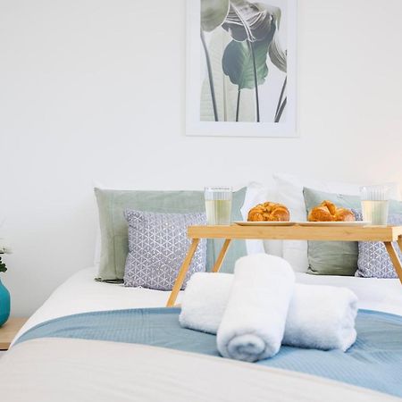 Cresta House - Modern Apartments Лутон Екстер'єр фото