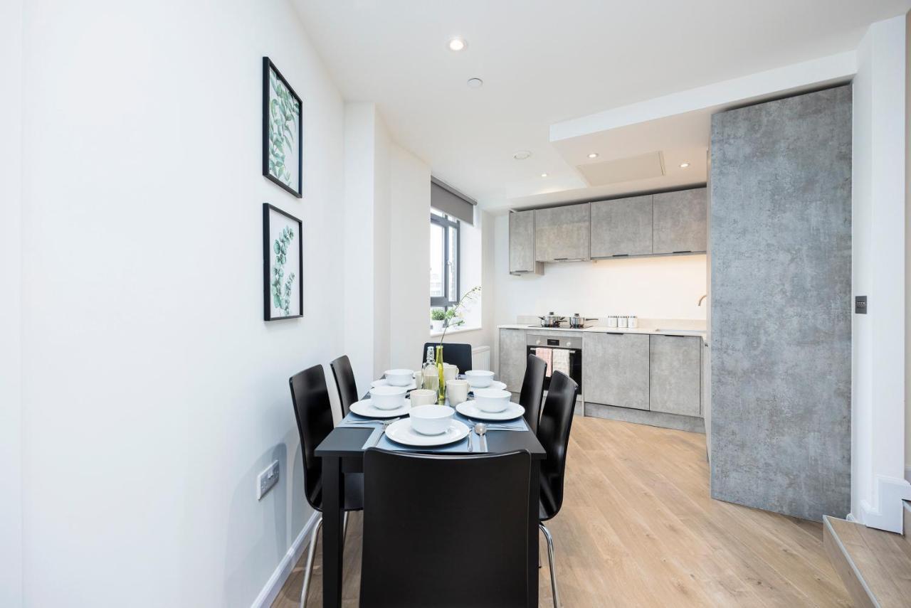 Cresta House - Modern Apartments Лутон Екстер'єр фото