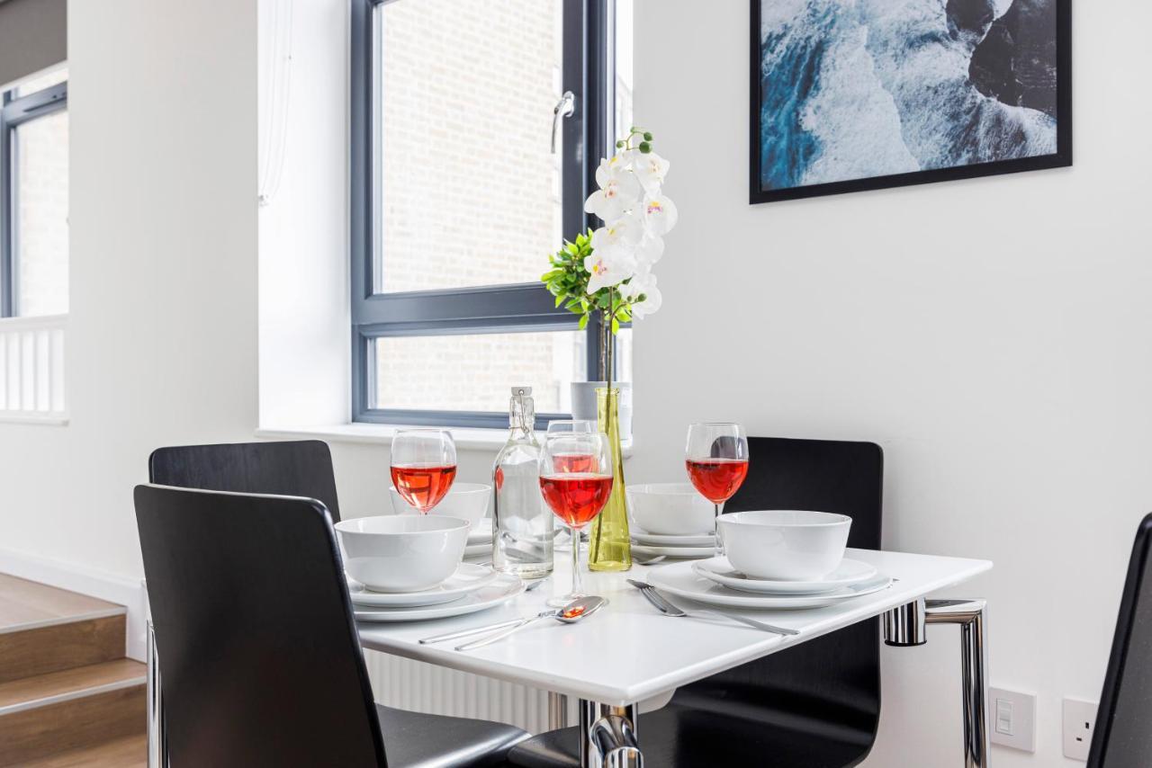 Cresta House - Modern Apartments Лутон Екстер'єр фото