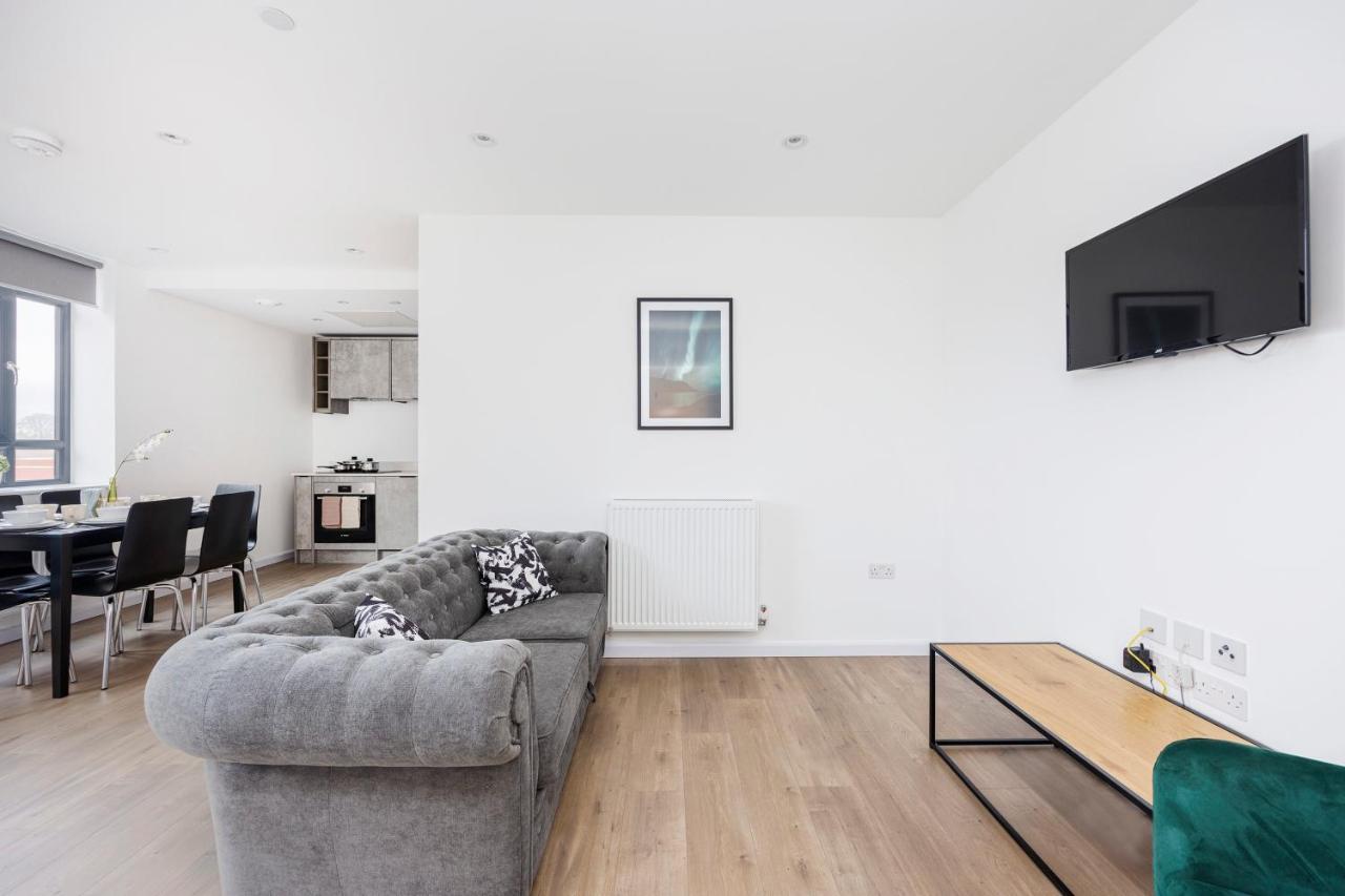 Cresta House - Modern Apartments Лутон Екстер'єр фото