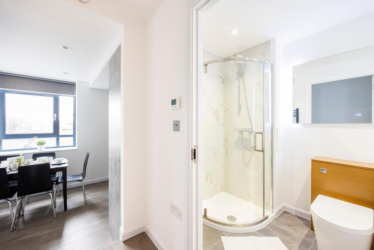 Cresta House - Modern Apartments Лутон Екстер'єр фото